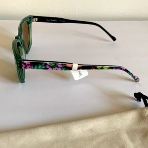 VERA BRADLEY JAMIE VINES FLORAL POLARIZED SUN GLASSES